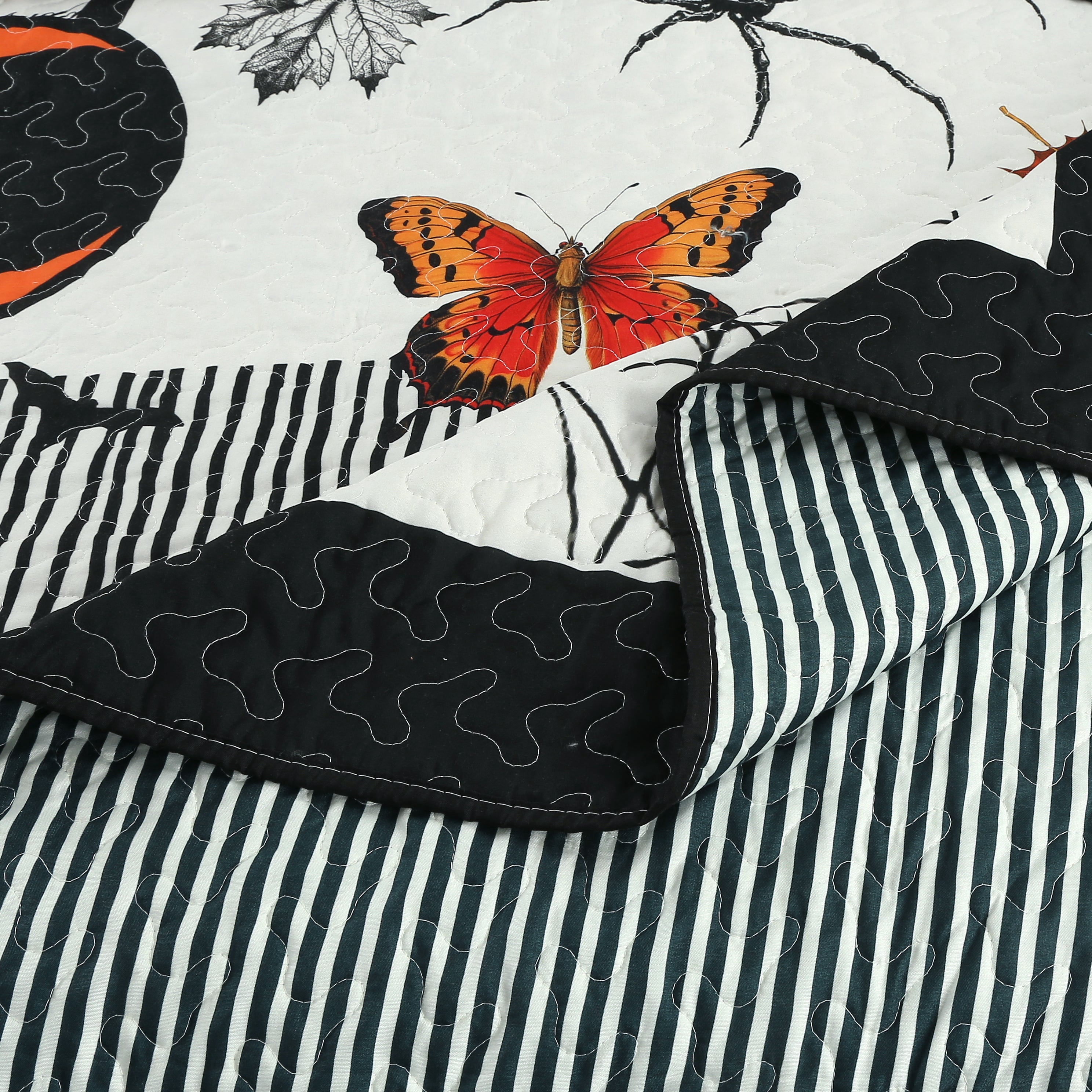 3 Pcs Halloween Quilt Bedspread Set – Cozy & Spooky Pumpkin and Ghost Pattern for Festive Decor