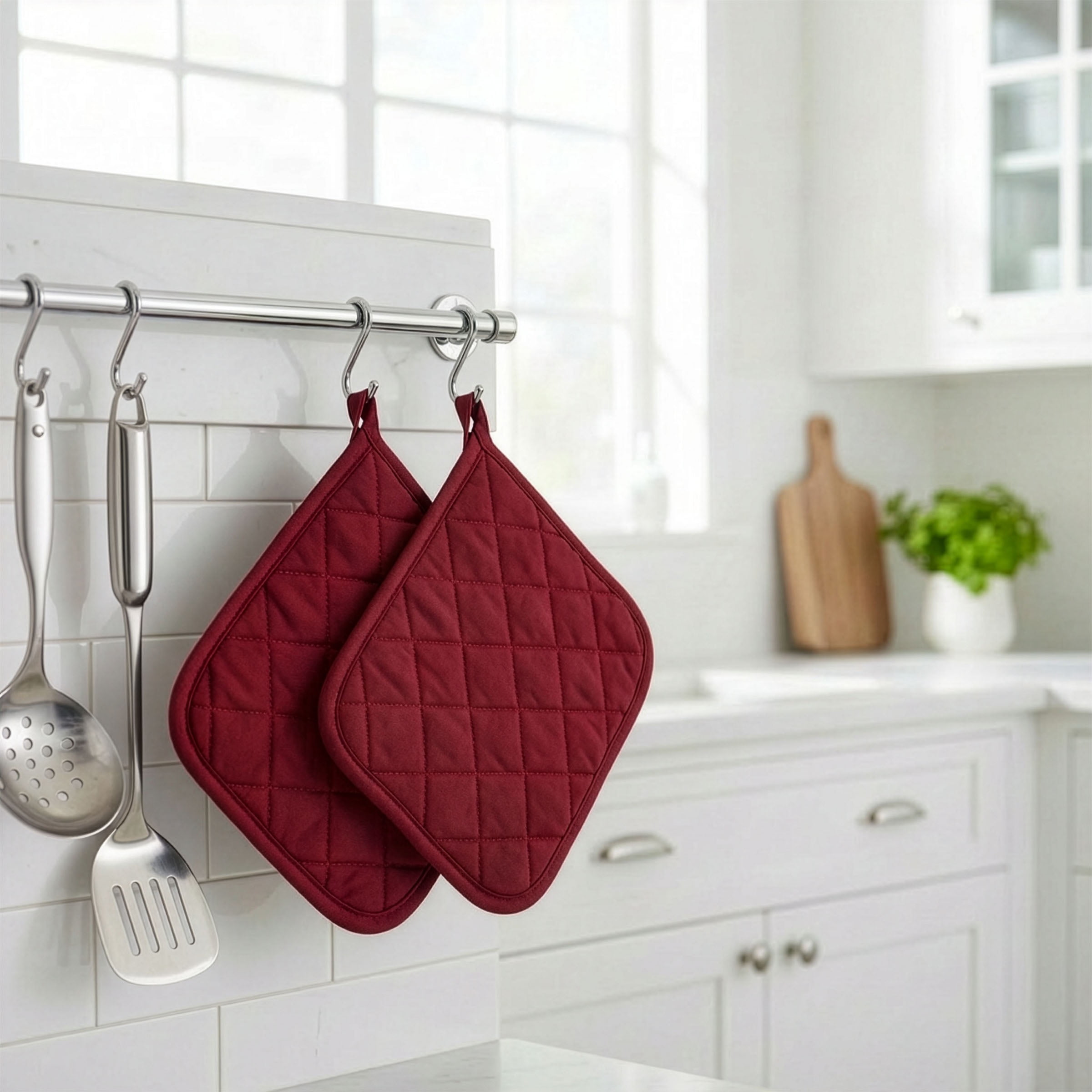 Somerset Home Pot Holder Set With Silicone Grip, Quilted And Heat Resistant Set of 2