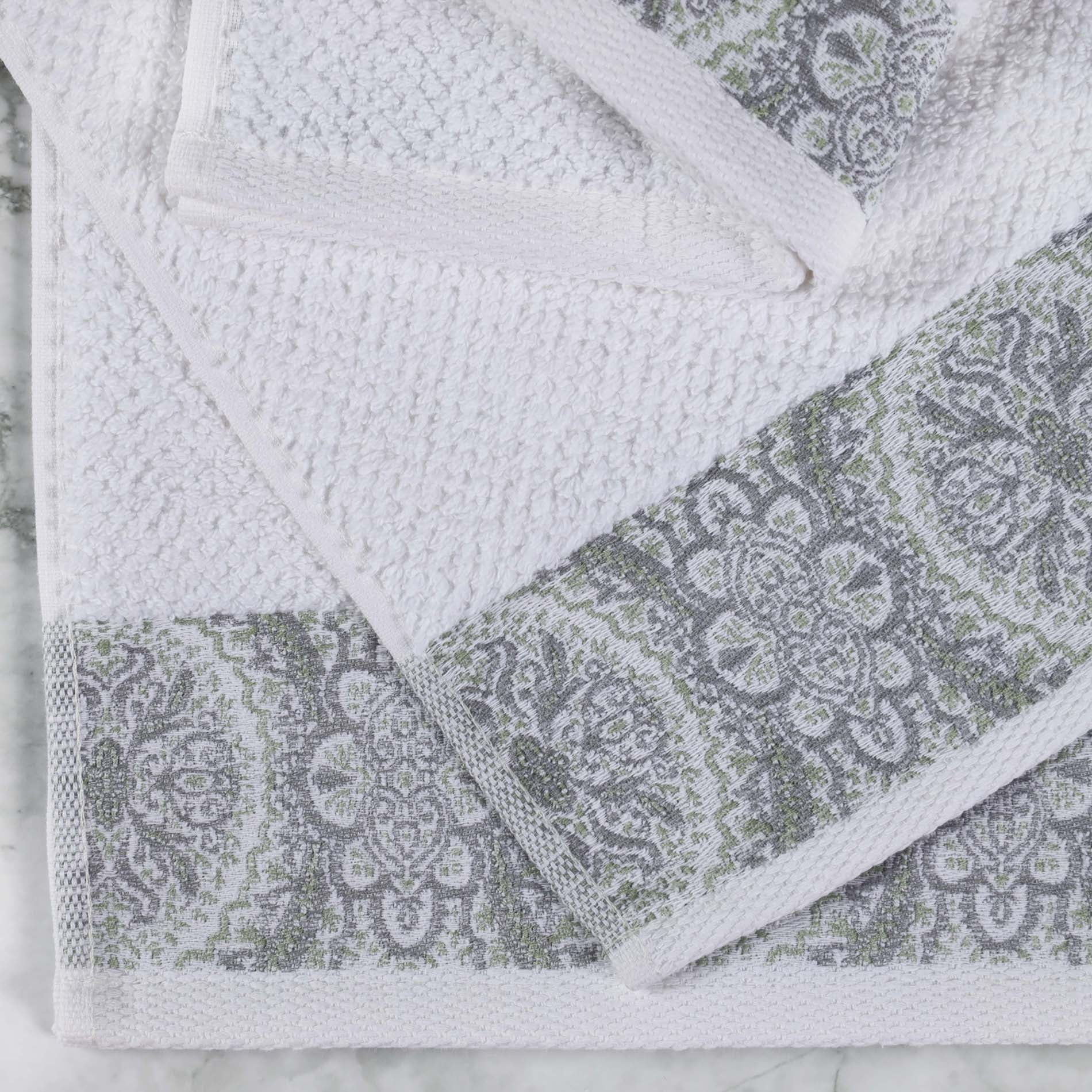 Superior Medallion Cotton Bath Towels, Set of 3, White/ Silver