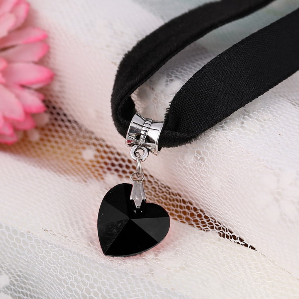 Heart crystal necklace best sale