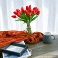 thumbnail image 4 of Tulipanes artificiales de piel sintética Mandy, color rojo, 20 tallos, 34 cm, 4 of 9