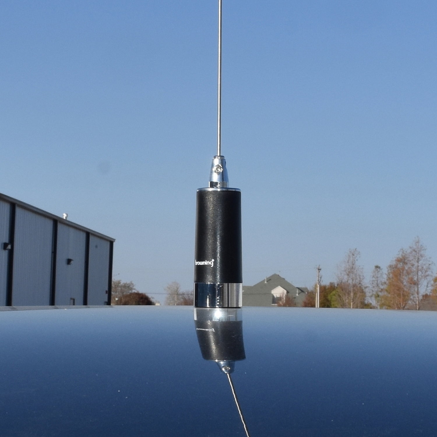 Browning 200-Watt Low-Band 26.5 MHz to 30 MHz Unity-Gain UHF Antenna with NMO Mounting (Silver Base), Silver Base