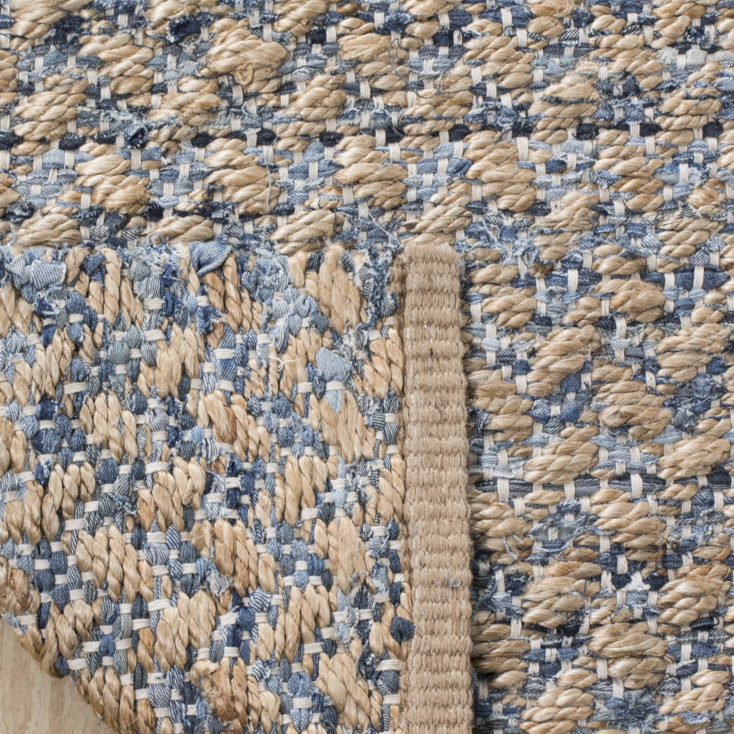 SAFAVIEH Cape Cod Phylliss Geometric Area Rug, Blue/Natural, 3' x 5'