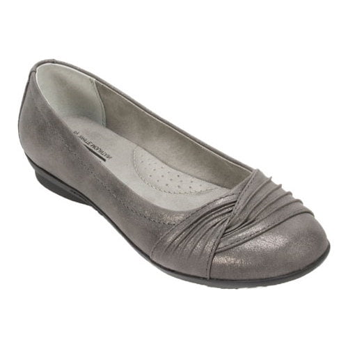 white mountain ballet flats