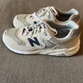 thumbnail image 3 of ??????New Balance 580 Light Grey Size 11 Mens Casual Shoes MRT580GY, 3 of 6