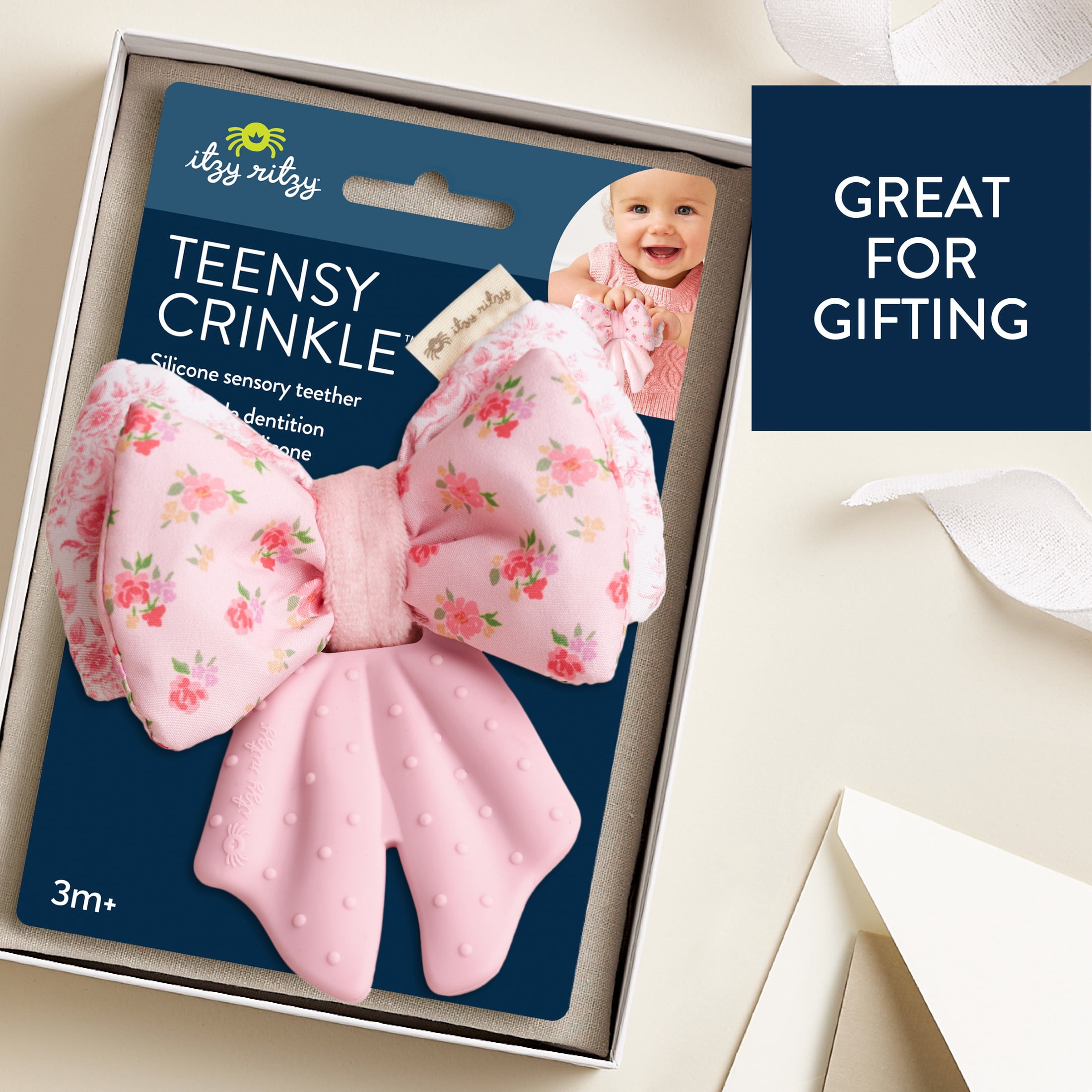 Itzy Ritzy Teensy Crinkle™ Bow Teether