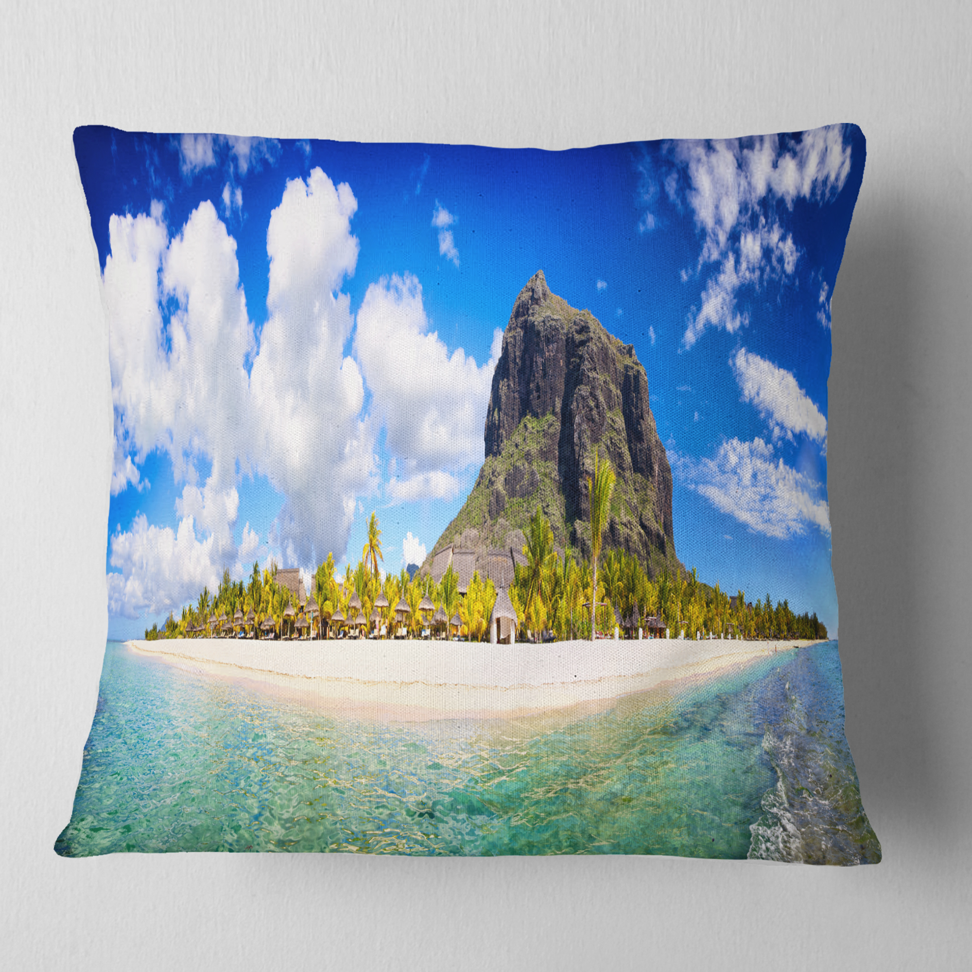 Designart Mauritius Beach Panorama - Photography Throw Pillow - 18x18