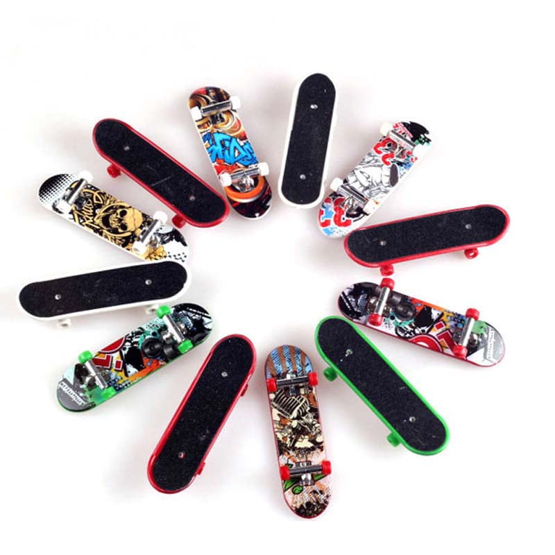 Details about   Amazing Beautiful Cute Mini Finger Skateboard Alloy Boarding Skateboard Toys 