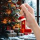 thumbnail image 1 of Colgante de Árbol de Navidad Acrílico 2D | Adorno con Iniciales de 26 Letras | Decoración Navideña de Doble Cara para Árbol, Puerta y Mochila | Regalo Familiar para Fiestas Navideñas y Celebraciones, 1 of 5
