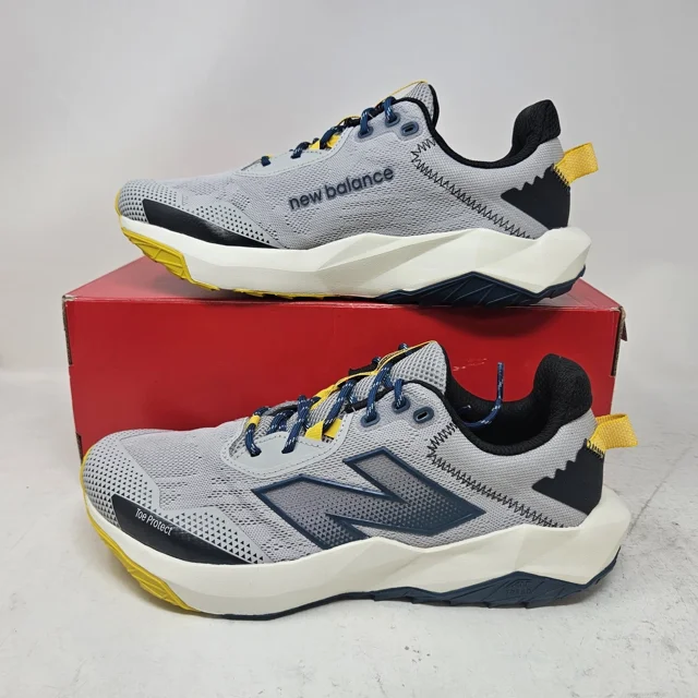 Men's New Balance DynaSoft Nitrel v6 Grey Green Trail Shoe / MTNTRLY6 / Size 9.5