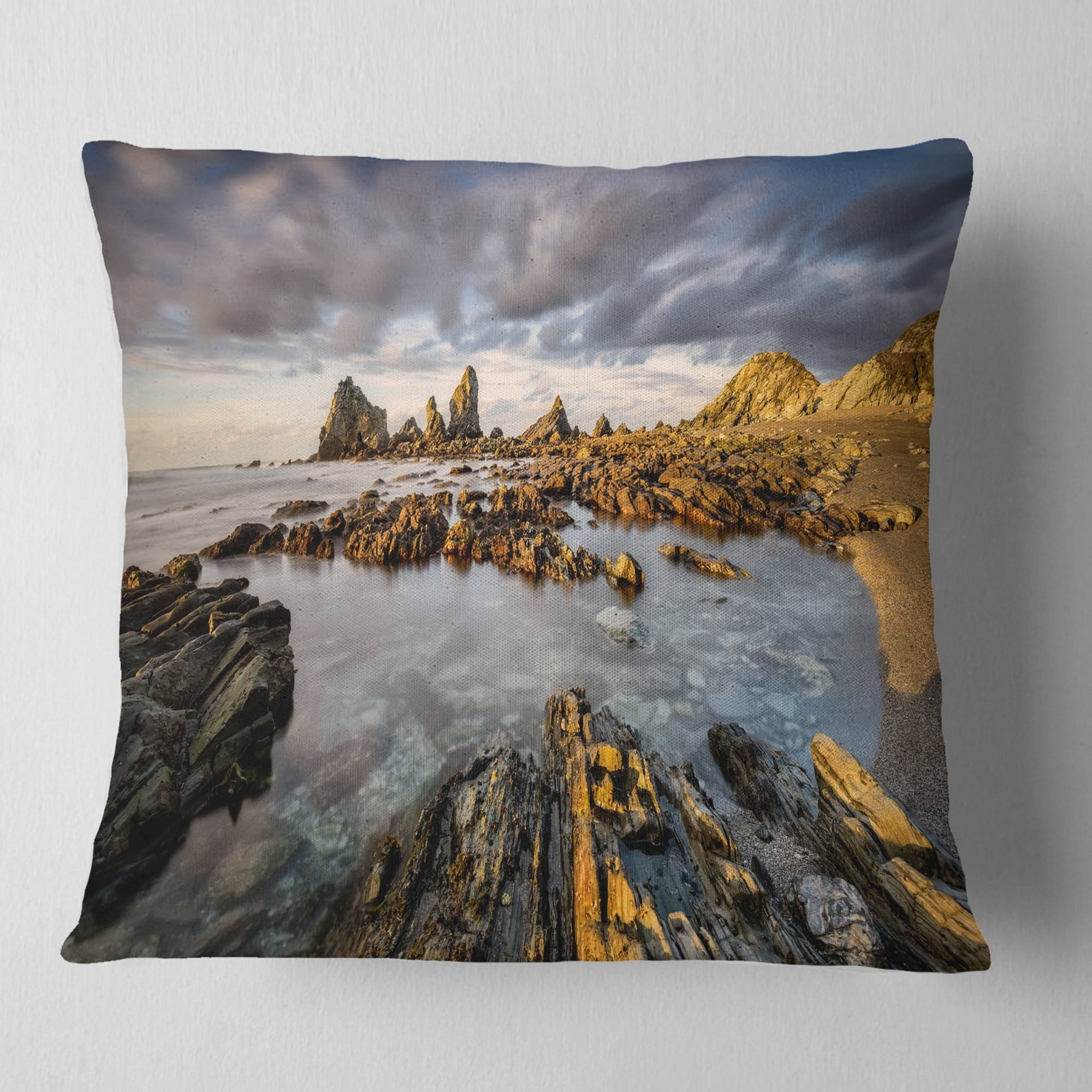 Designart Atlantic Coast in Spain - Seashore Photography Throw Pillow - 18x18