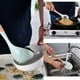 thumbnail image 5 of Zhuge Espátula antiadherente resistente al calor con mango de madera y silicona para utensilios de cocina, 1 unidad, 5 of 5