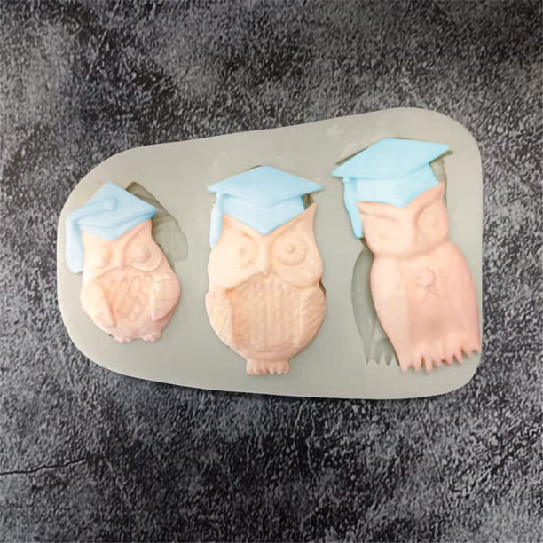 Xihbxyly Molde para Birrete de Graduación, Diseño Flexible y Reutilizable, Antiadherente, Multiusos para Pasteles, Mousse y Gelatinas, Ideal para Congelar, 9 X 9 X 1,8 Cm.