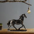 thumbnail image 3 of Simución de piezaza estatua escultura estatuil arte Fengshui caballo decoración para interior libre hogar dormitorio centro de Color cobre perfecl Estatua de caballo, 3 of 8