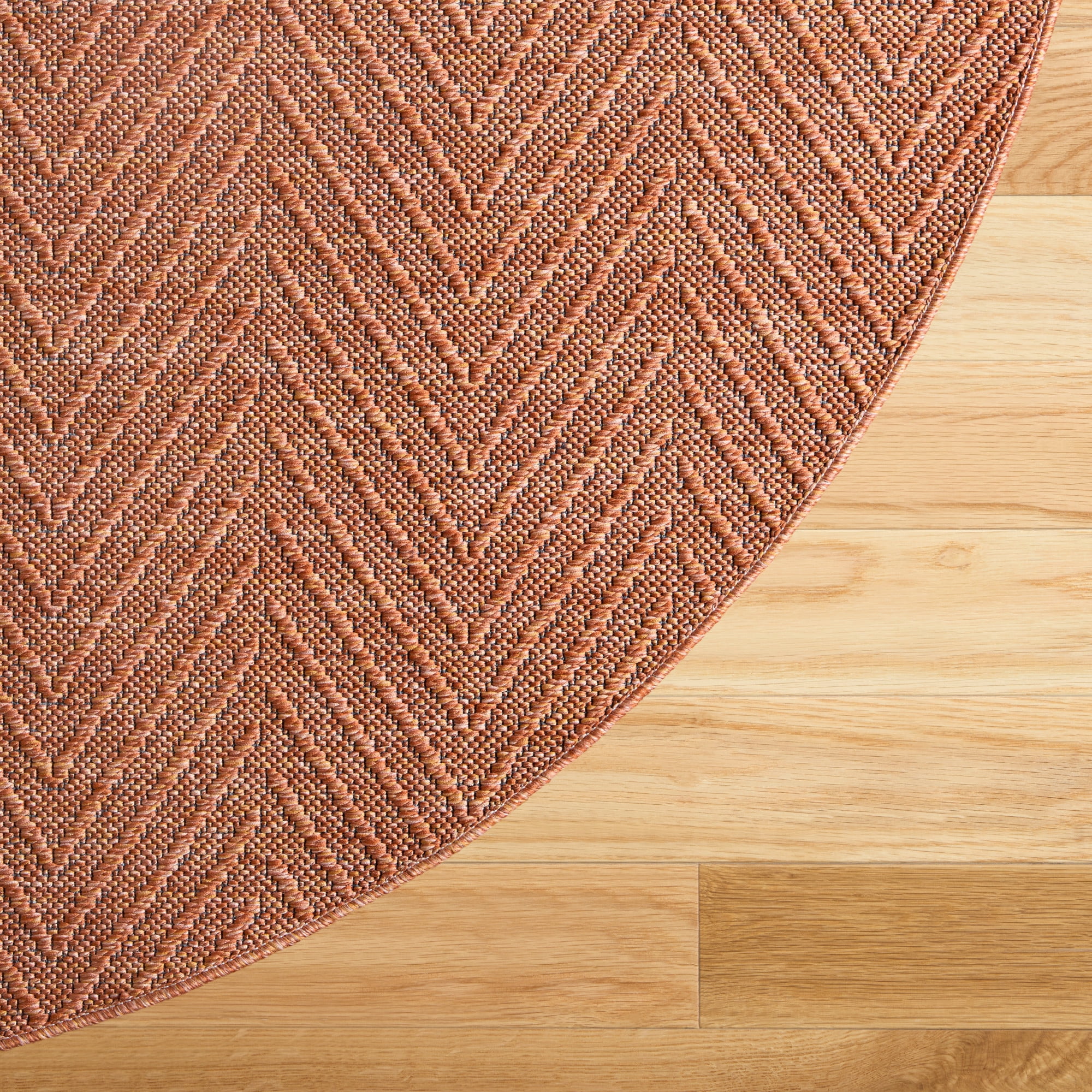 TOWN & COUNTRY BASICS Pax Herringbone Textured Solid Everwash® Washable Area Rug, Low Pile, Non-Slip Backing, Easy Clean Pet & Family Friendly Rug, Rust, 5' Round