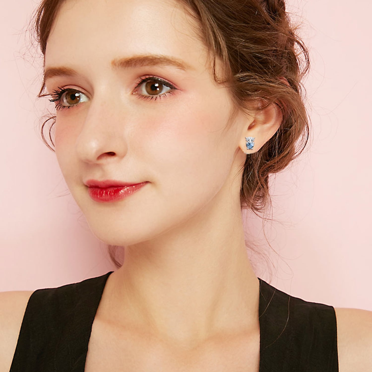 Midir&Etain Highland Cow Earrings Sterling Silver Crystal Cute Animal Studs Earrings for Sensitive Ears Birthday Gifts for Women