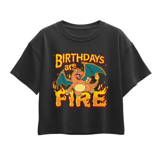 Pokémon - Birthdays Fire Charizard - Youth Girls Boxy T-Shirt