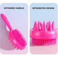 thumbnail image 4 of Cepillo masajeador del cuero cabelludo con peine desenredante de doble cara para un suave masaje de lavado del cabello. Rojo., 4 of 4