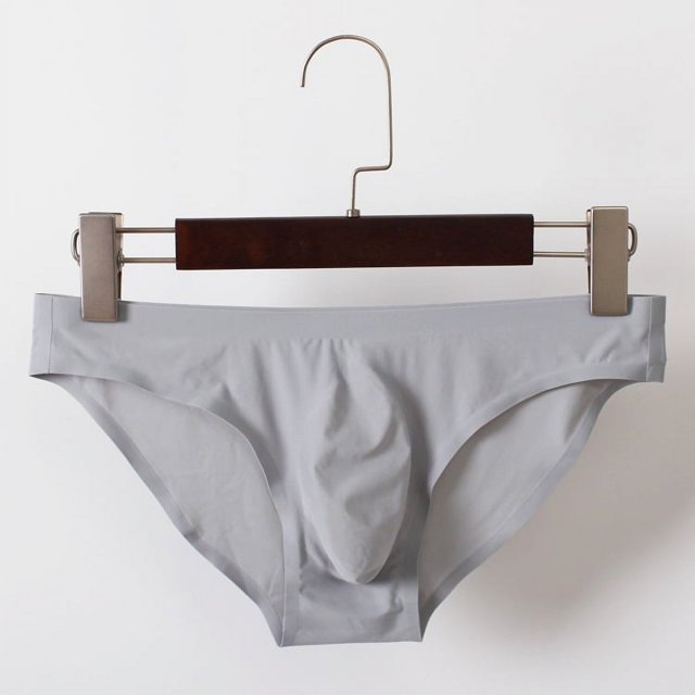 Calzoncillos sin costuras para hombre, de seda de hielo, de cintura baja, de una pieza, sin costuras, de secado rápido, para jóvenes