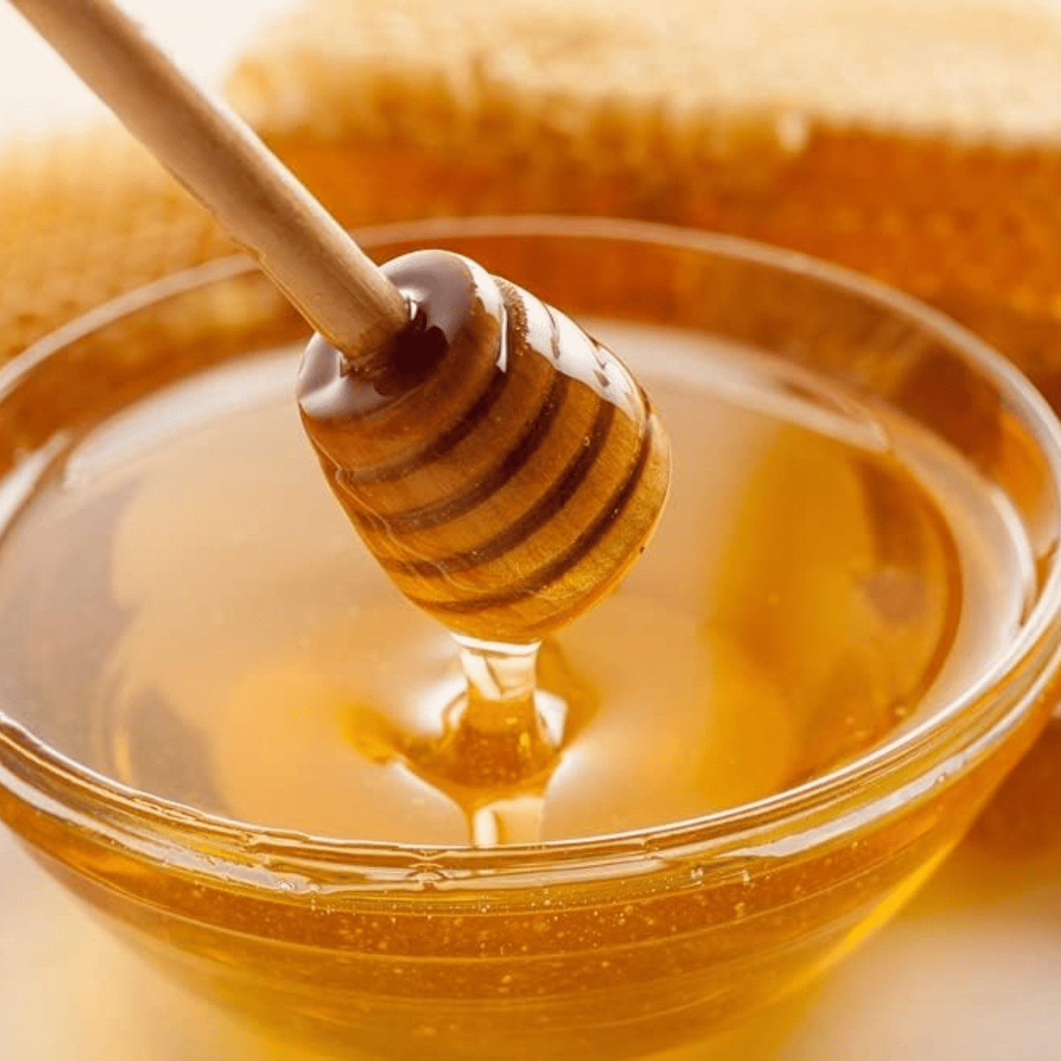 Vanart Honey Shampoo with Royal Jelly for Healthier Looking Hair, Sweet Essence for  25 Fo Bottle