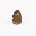 thumbnail image 3 of Cateissary Nuevo 2020 nuevo anillo de dedal Vintage costura acolchado cubierta de cobre Protector de punta de dedo accesorios de herramienta de Artesanía S, 3 of 6