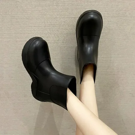 

Women‘s Waterproof Rain Boots Non-slip Thick Sole Lightweight Ankle Boots