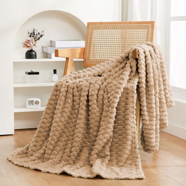 PRETXORVE Thickened Golden Turtle Velvet Blanket Turtleback Velvet Multifunctional Napping Blanket Student Velvet Cover Blanket Sheet