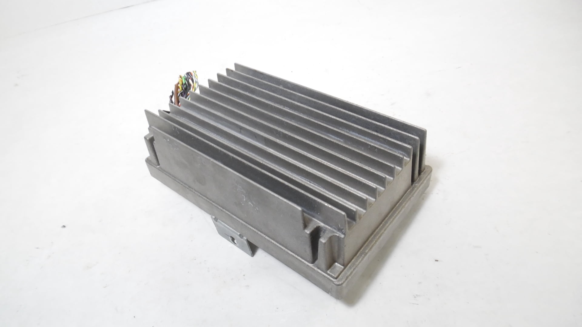 Pre-Owned 2015 2016 2017 BMW X3 Audio Amplifier Amp HiFi System OEM - Verify Specific Vehicle Fitment In Description - (Good)