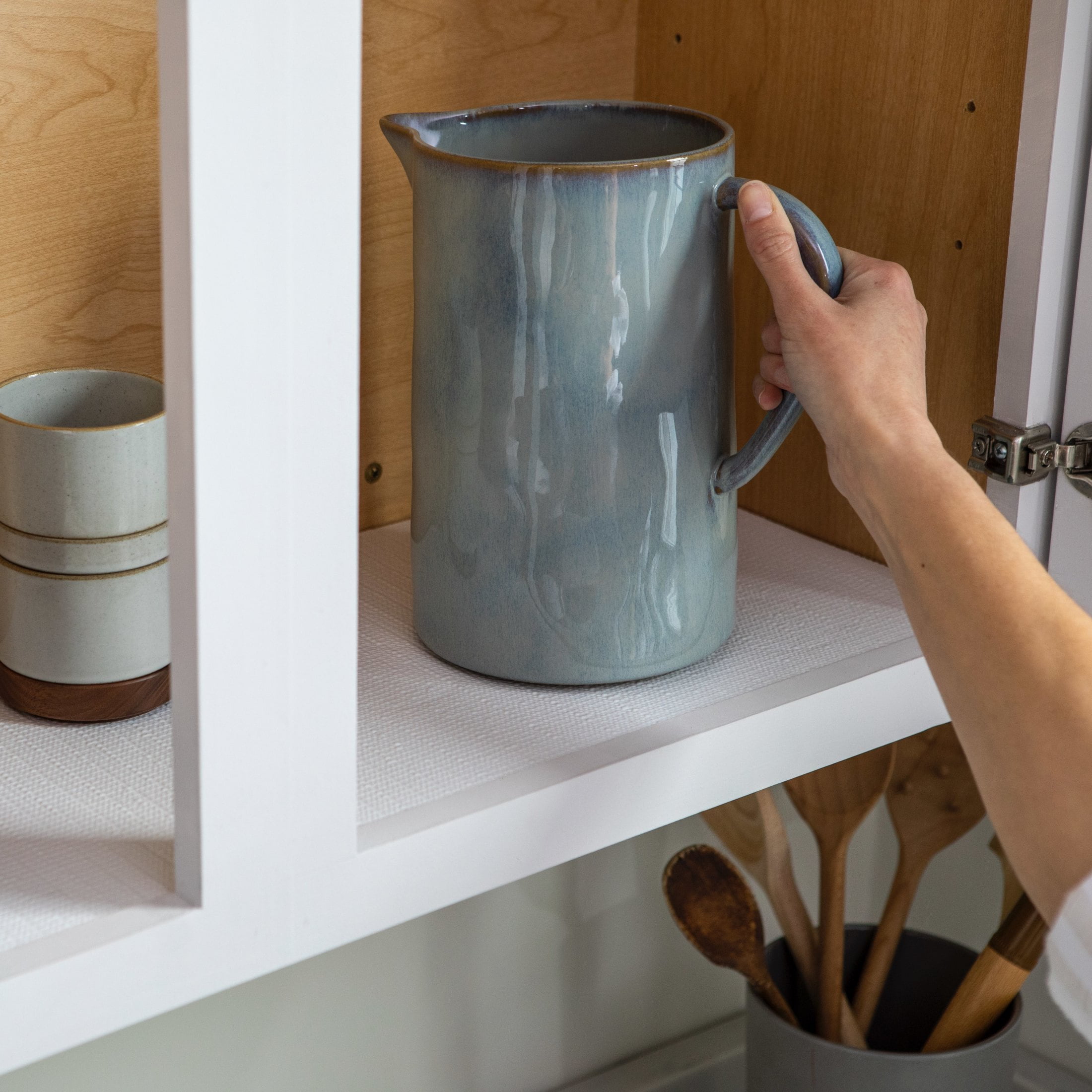 Smooth Top® EasyLiner® Brand Shelf Liner - Grey Subtle, 12 in. x 10 ft., <ul><li>Non-adhesive</li><li>Smooth surface</li><li>Easy to Install</li></ul>