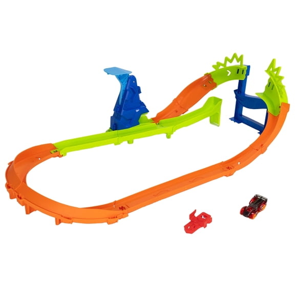 Hot Wheels Stunt Tracks Jump Circuit Speedway with 1:64 Scale Die-Cast Toy Car, 180-Degree Curve