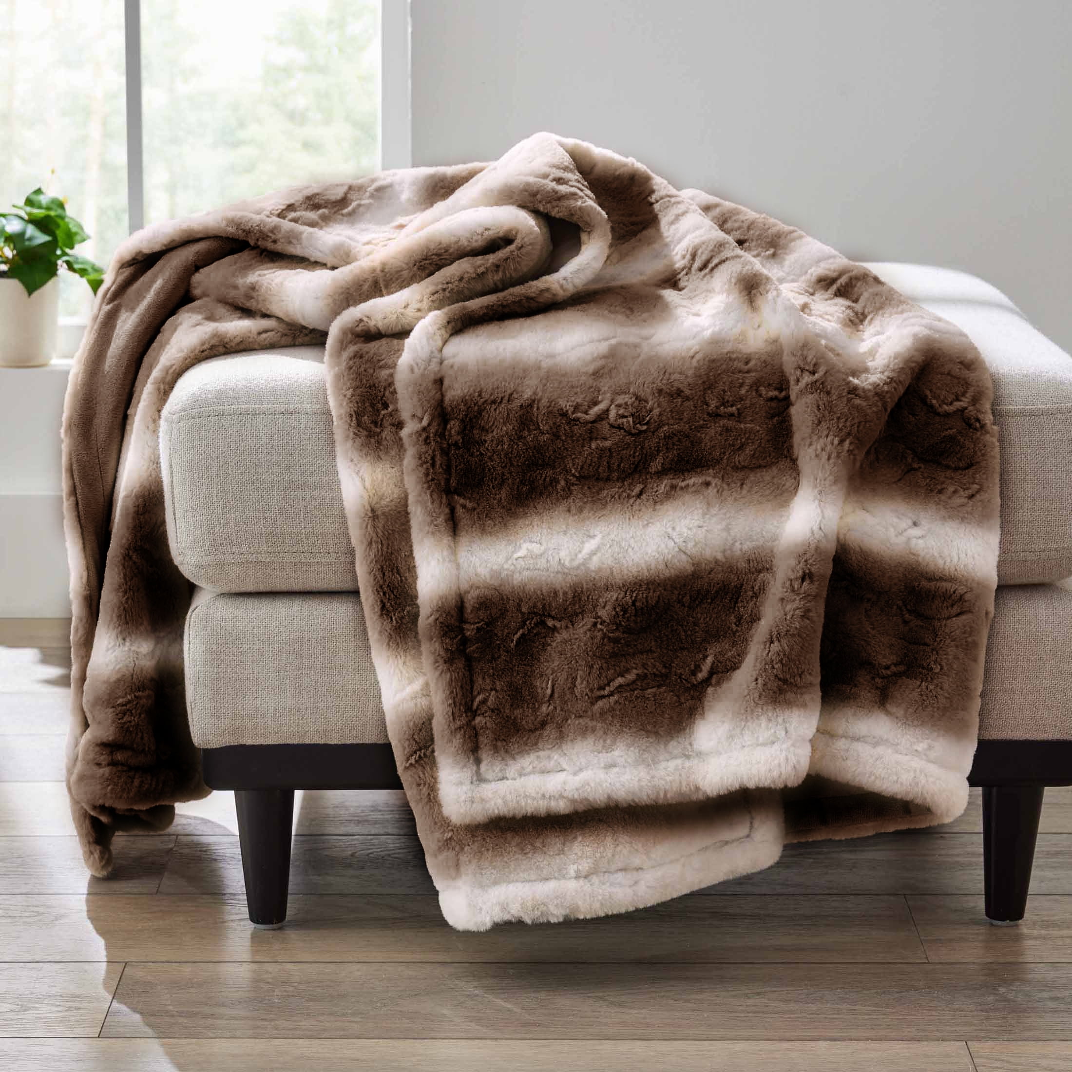 Better Homes & Gardens Brown Ombre Faux Fur Throw, 50" x 72", Adult/Teen
