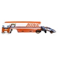 thumbnail image 2 of Camión de juguete Hot Wheels Speedway Hauler semirremolque con auto, 2 of 6