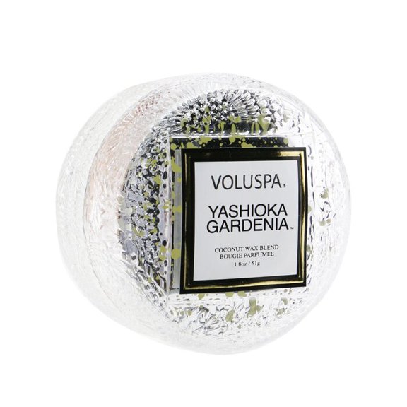 Vela Voluspa Macaron Yashioka con aroma a gardenia, 15 h, quemada