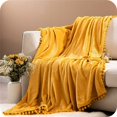 thumbnail image 1 of Manta de forro polar a cuadros, color amarillo, 130 x 150 cm, manta de terciopelo de canapé a cuadros con pompones, suave y esponjosa para cama y viajes, Versailles TUNC Sencillez, 1 of 5