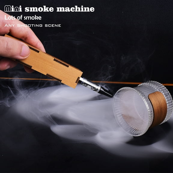 Mini Smoke Machine Fog Portable，Wireless Remote Control Fog Machine Suitable for Food， Photography ，Outdoor Activities， Party，Cosplay，Stage Effect