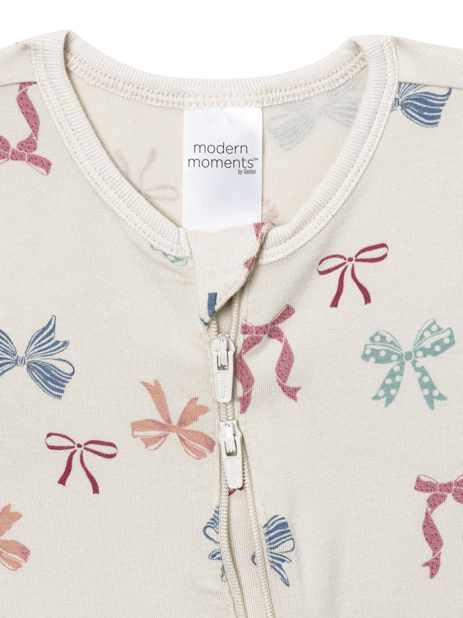 Modern Moments by Gerber Neutral Two-Way Zip Viscose Sleep ´N Play Footed Pajama , Sizes Newborn - 6/9 Months