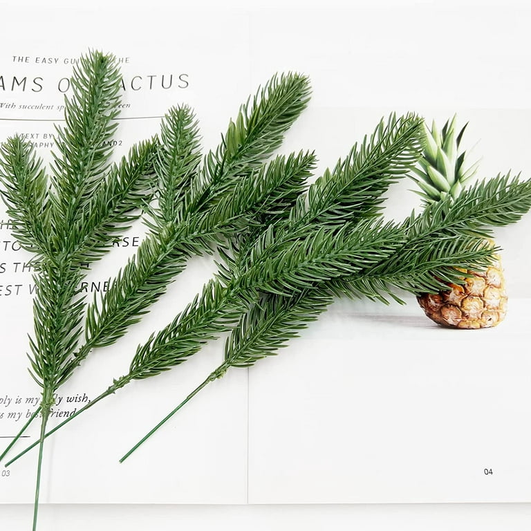 Elyjhyy 30pcs Artificial Pine Branches Green Plants Pine Needles DIY  Accessories for Garland Wreath Christmas and Home Garden Decor