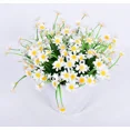 thumbnail image 4 of paquete de margaritas artificiales para exteriores, arbustos resistentes a los rayos UV, plantas colgantes para jardín, porche, hogar, boda, decoración de granja, 4 of 5