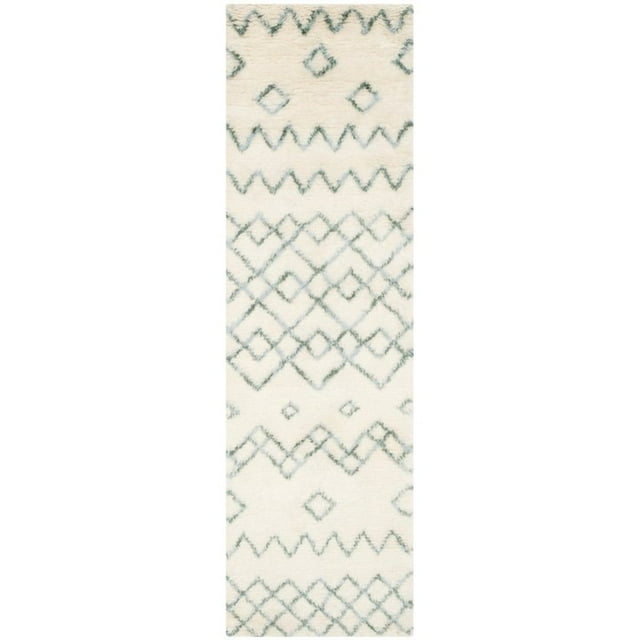 Safavieh Casablanca Shag 9' X 12' Hand Tufted Rug in Ivory and Blue
