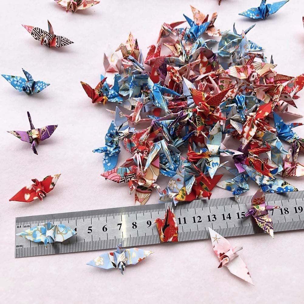 100PCS Tiny Premade Origami Washi Paper Cranes Folded Origami Cranes Handmade Christmas Gifts Yuzen Chiyogami Wishing Cranes Origami Wedding Confettis Baby Shower Party Favors