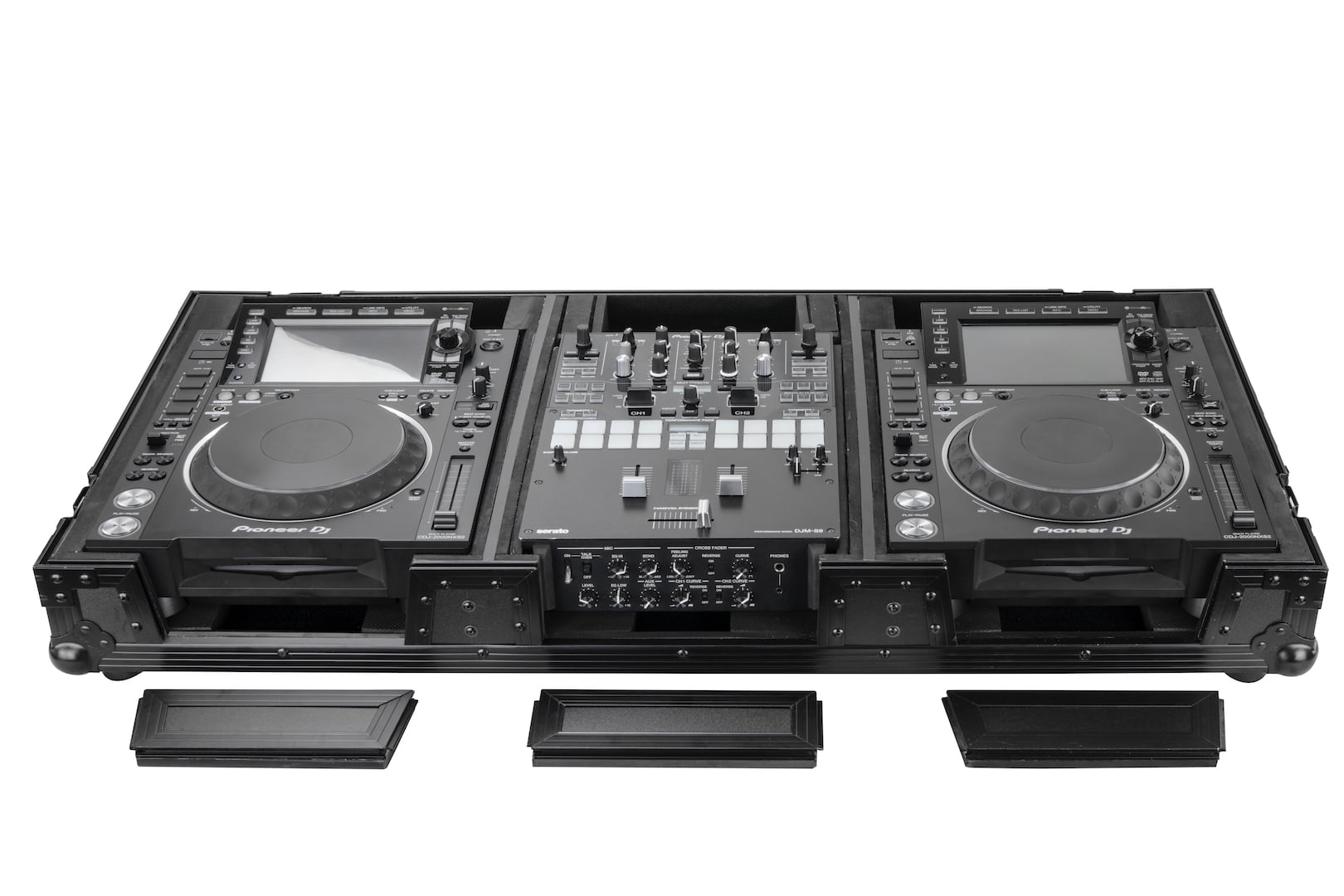 Odyssey FZ10CDJWXDBL Extra Deep 10 Format DJ Mixer and Two Large Format Media Players Coffin Flight Case - Black