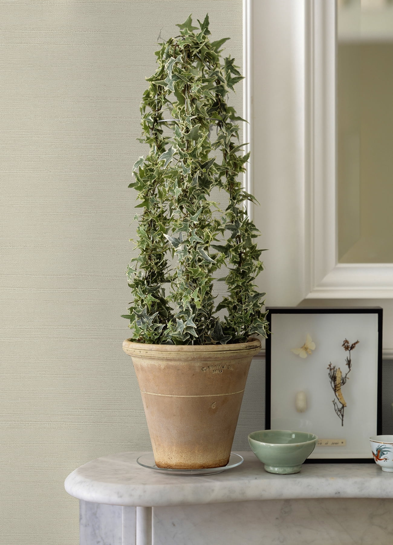 Sirpi Wallcoverings Aida White Horizontal Silk Wallpaper, 20.9-in by 33-ft, 57.48 sq. ft.