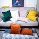 thumbnail image 1 of Almohada clásica de terciopelo holandés a cuadros con bola de lana de encaje, cómoda y exquisita funda de almohada duradera, 1 of 5