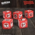 thumbnail image 2 of Juego de dados YAHTZEE Dungeons & Dragons USAOPOLY Torre de dados negra con símbolo de dragón D&D, 2 of 6