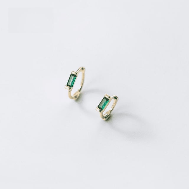Pendientes geométricos compactos de moda con personalidad y hebilla de oreja de diamante de temperamento simple femenino de plata S925