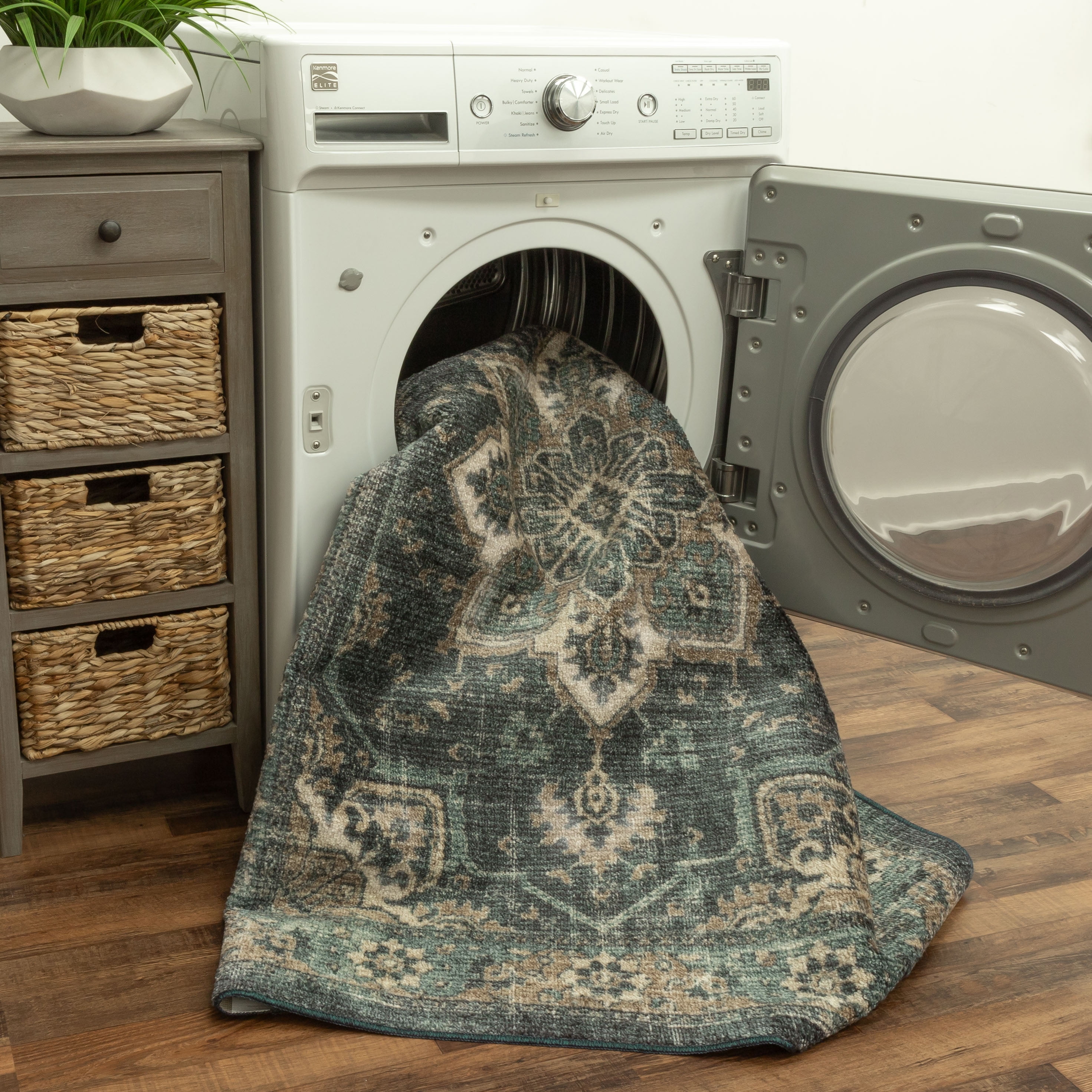 Mainstays Distressed Vintage Blue Persian Indoor Area Rug, 4'x5'4"