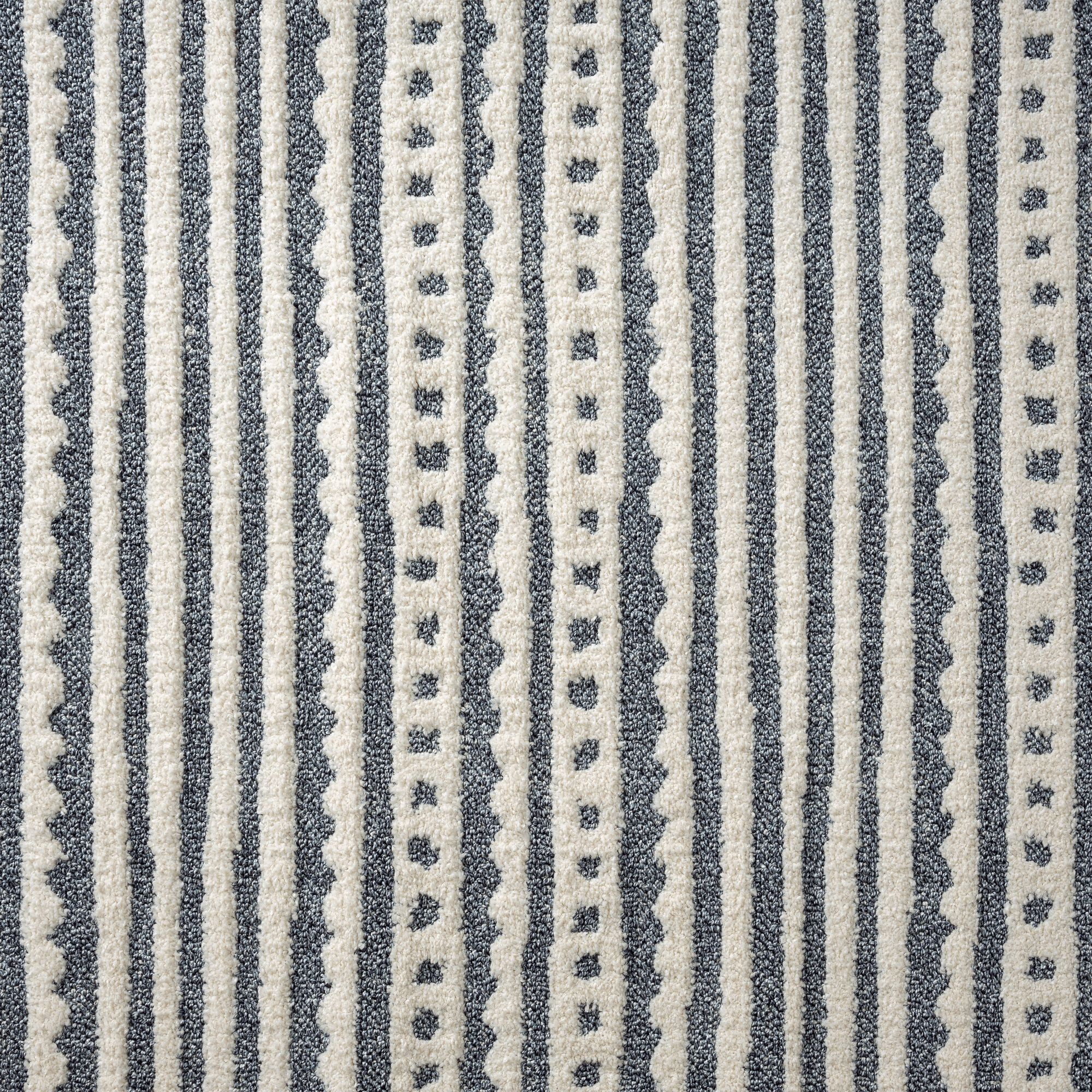 Brookstone Crescent Atlas Modern Striped Indoor/Outdoor High Performance Area Rug, Blue/Ivory, 5'2"x7'2"