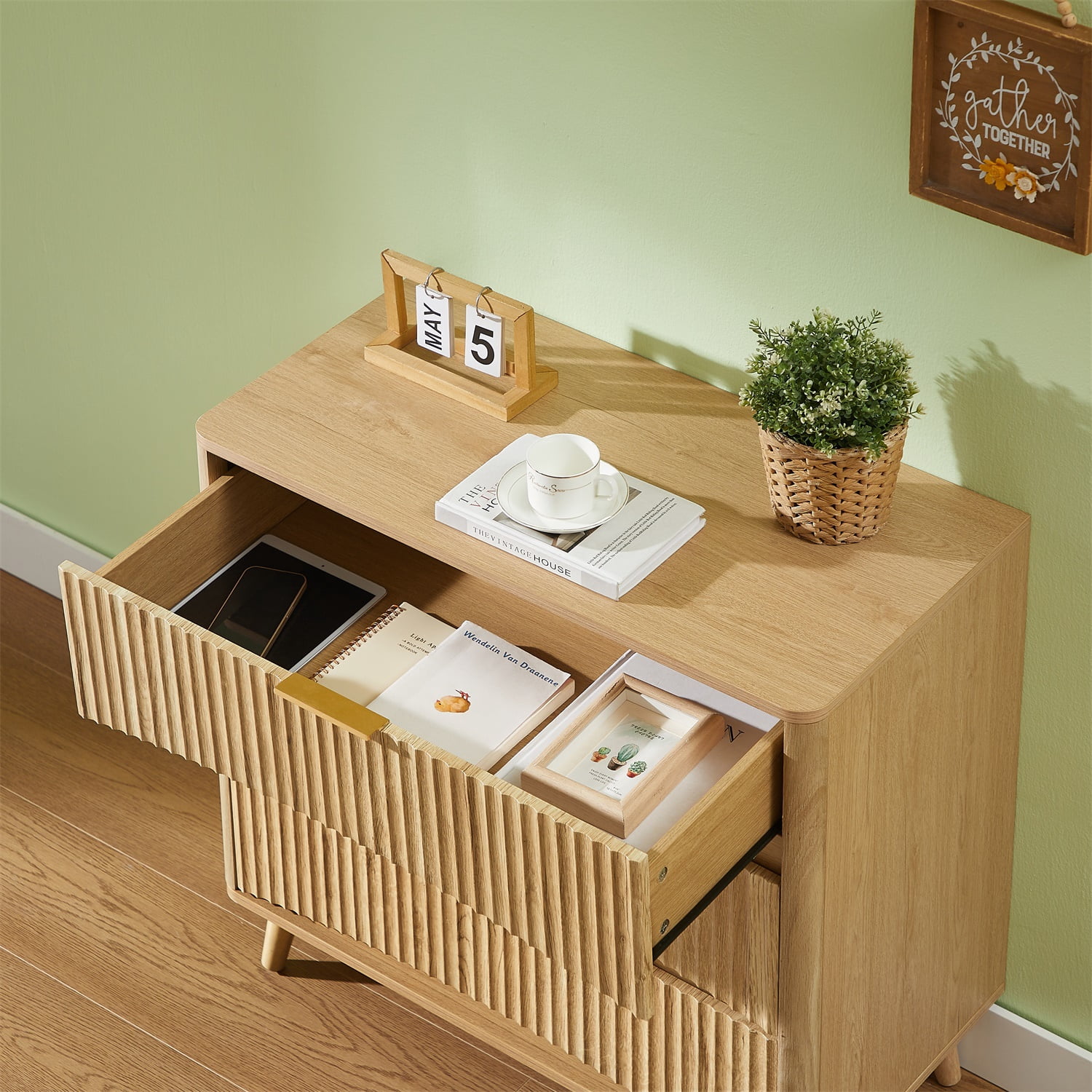 Hommoo Modern Fluted 3-Drawer Dresser, Tall Wood Chest with Silent Metal Glides, Rounded Edges & Reinforced Base for Bedroom or Living Room, Natural