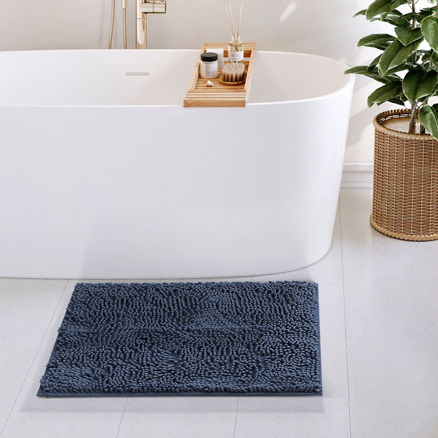 Lammaloe Chenille Bathroom Rugs Non Slip Bath Mat, 17x24 Ultra Absorbent, Bath Mats for Bathroom, Ombre Blue