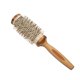 thumbnail image 4 of Cepillo redondo para secado con cuerpo de madera y cerdas de nylon, ideal para desenredar, reducir la estática y crear peinados perfectos. ¡Regalo ideal para toda la familia!, 4 of 6